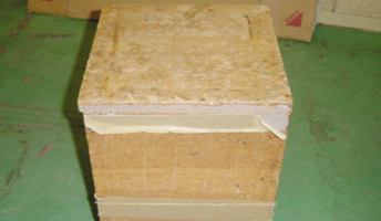 角椅子の修繕前